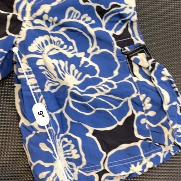 Lands’ End Kids Swim Trunk Size Medium 10/12 - Picture 7 of 8